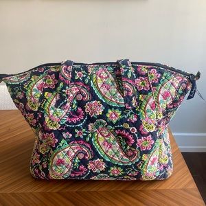 Vera Bradley Navy Floral medium duffel bag